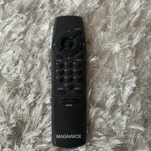 Genuine Magnavox 00T213AG-MA02 TV OEM Remote Control Works 2 AAA Batteries
